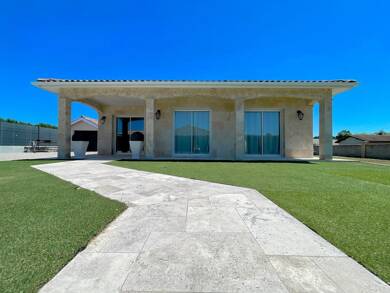 Maison de plain-pied à vendre 299 000 € 3 pièces 2 chambres 95 m² 689 m² de terrain Narrosse 40180