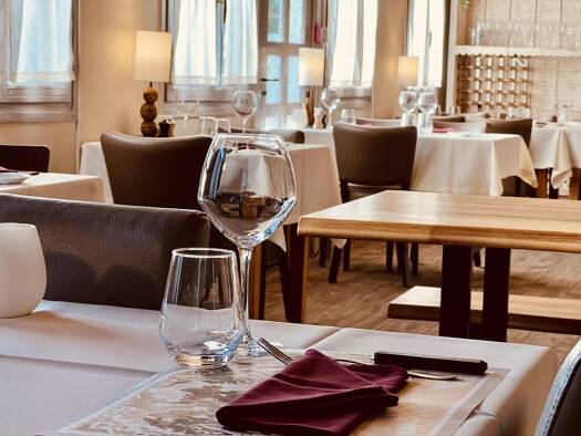 Restaurant à vendre 1 166 000 € 512,62 m² d'espace de restauration Le Châtelard 73630