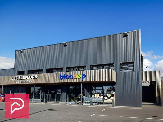 Espace bureau à louer 1 300 € 170 m² de bureaux Menneval 27300