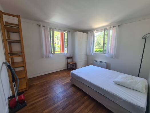 Appartement à louer 626 € 1 pièce 27,5 m² RDC dès le 25/04/2026 Palaiseau 91120