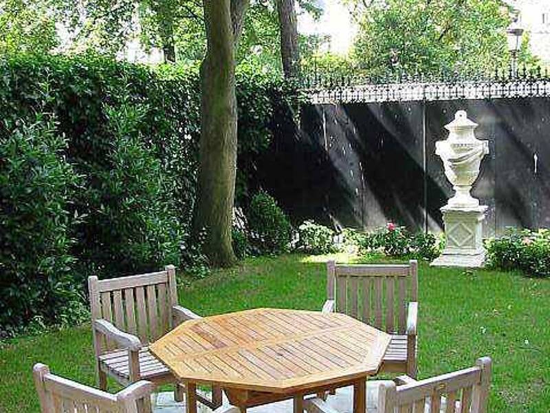 Maison à louer, 135m², PARIS 16E