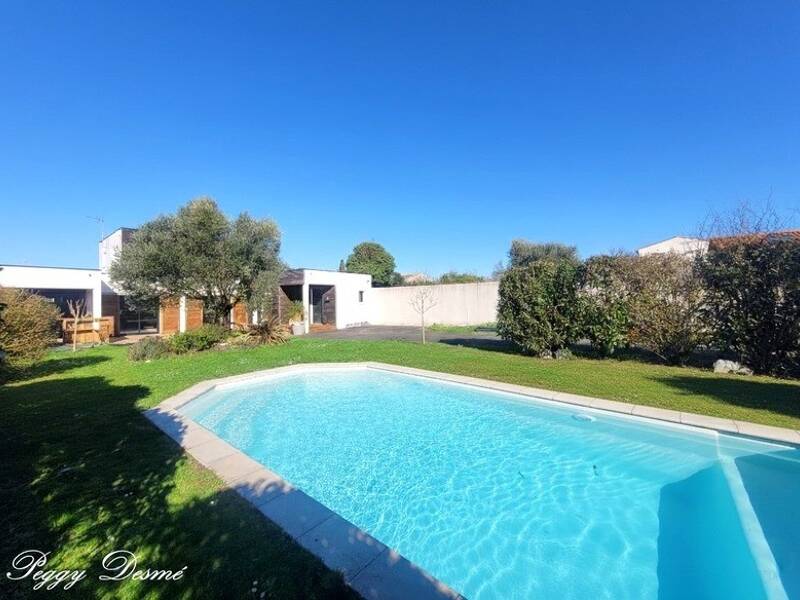 Maison à vendre, 173m², L'HOUMEAU