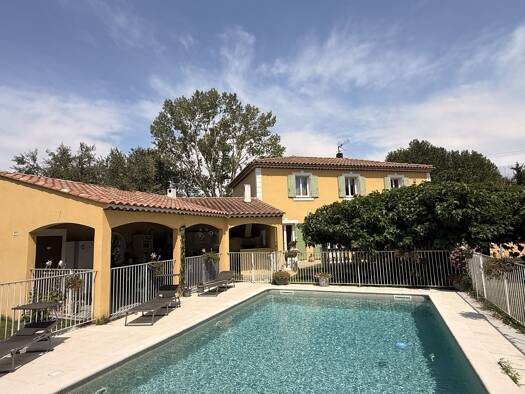 Maison à vendre 990 000 € 7 pièces 6 chambres 170 m² 2 003 m² de terrain Bouc-Bel-Air 13320