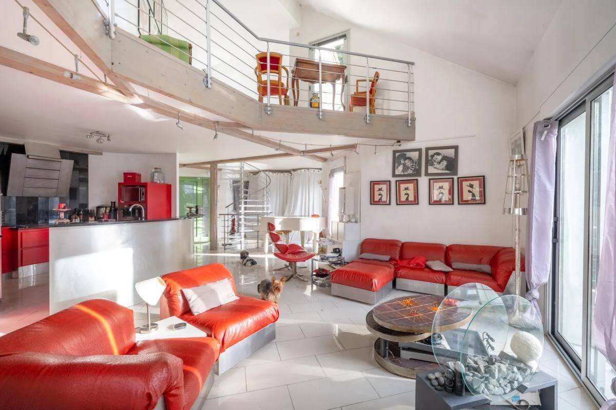 Maison à vendre, 360m², SAINT MAURICE MONTCOURONNE