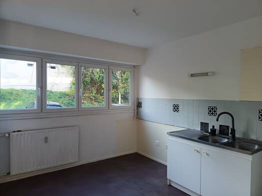 Appartement à vendre 89 200 € 3 pièces 2 chambres 69 m² RDC Limoges 87000