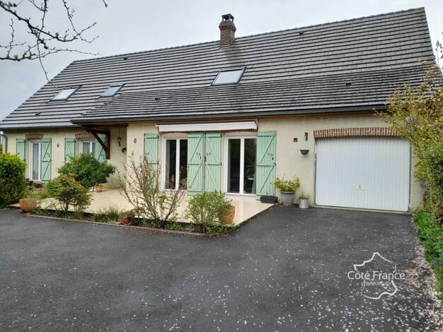 Maison à vendre 234 200 € 8 pièces 6 chambres 182 m² 1 191 m² de terrain La Capelle 02260