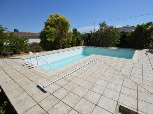 Maison à vendre 260 000 € 5 pièces 4 chambres 105 m² 1 500 m² de terrain Le Centre Seysses 31600