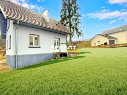 Maison à vendre 329 000 € 4 pièces 3 chambres 90 m² 1 055 m² de terrain Villers le Lac 25130