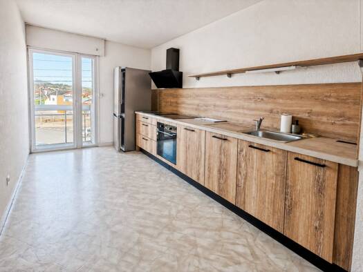 Appartement à vendre 167 000 € 4 pièces 3 chambres 84,3 m² Étage 2/3 Ouest Issoire 63500