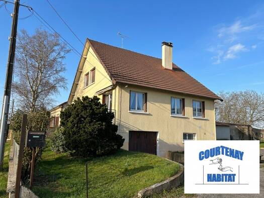 Maison à vendre 169 900 € 6 pièces 5 chambres 140 m² 3 443 m² de terrain Vernoy 89150