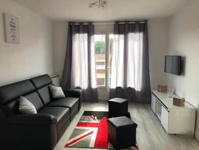 Appartement à louer 1 150 € 2 pièces 1 chambre 40 m² 2ème étage Les Juilliottes Maisons-Alfort 94700