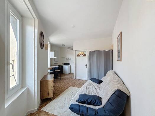 Appartement à louer 350 € 1 pièce 21,3 m² La Ville Tournon-sur-Rhône 07300