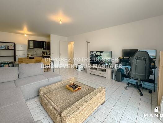 Appartement à louer 950 € 2 pièces 1 chambre 49 m² RDC Liers Sainte-Geneviève-des-Bois 91700