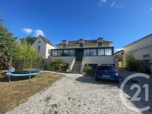 Maison à vendre 1 785 000 € 7 pièces 5 chambres 323,7 m² 1 015 m² de terrain Colombes 92700