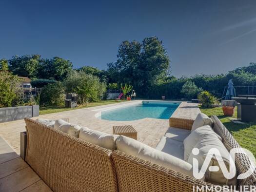 Maison de plain-pied à vendre 530 000 € 7 pièces 5 chambres 187 m² 1 083 m² de terrain Galargues 34160