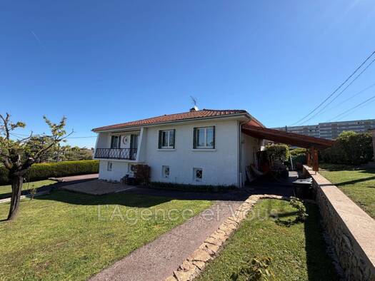 Maison à vendre 556 500 € 5 pièces 3 chambres 113,54 m² 720 m² de terrain Caluire-et-Cuire 69300