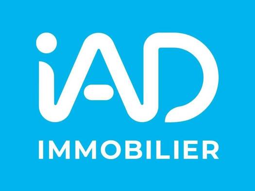 Local commercial à vendre 76 000 € 64 m² de surface de vente La Roche-Posay 86270