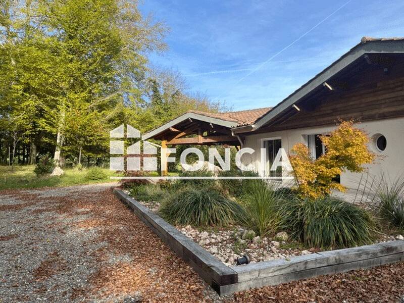 Maison à louer, 217m², SALLEBOEUF