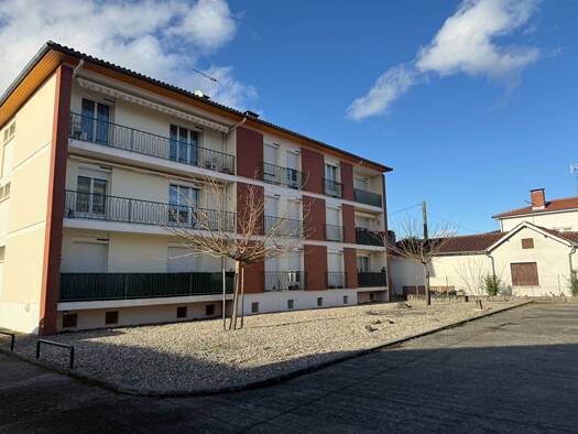 Appartement à vendre 144 000 € 3 pièces 2 chambres 68 m² Étage 2/2 Lalande Montauban 82000