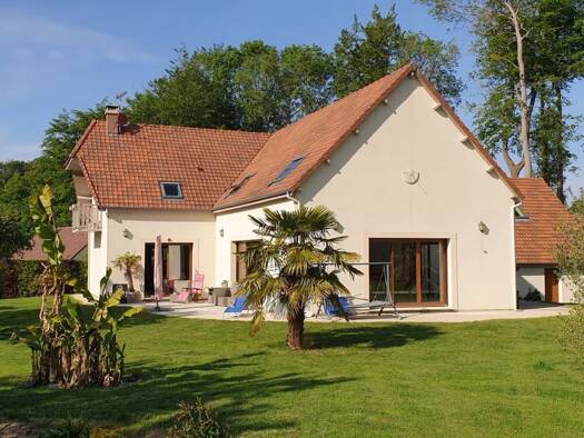 Maison à vendre 549 000 € 8 pièces 5 chambres 226 m² 2 860 m² de terrain Tôtes 76890