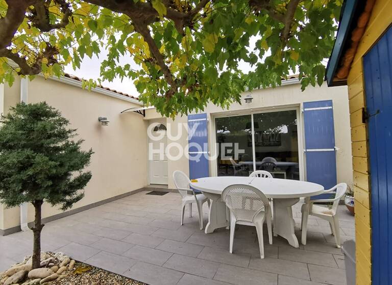 Maison de plain-pied à vendre 294 000 € 3 pièces 2<br/>chambres 53 m²<br/>superficie 186 m²<br/>terrain Saint Pierre d Oleron 17310