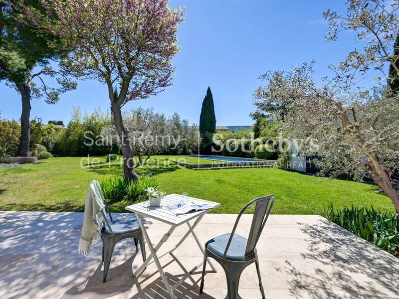 Maison à vendre, 225m², EYGALIERES