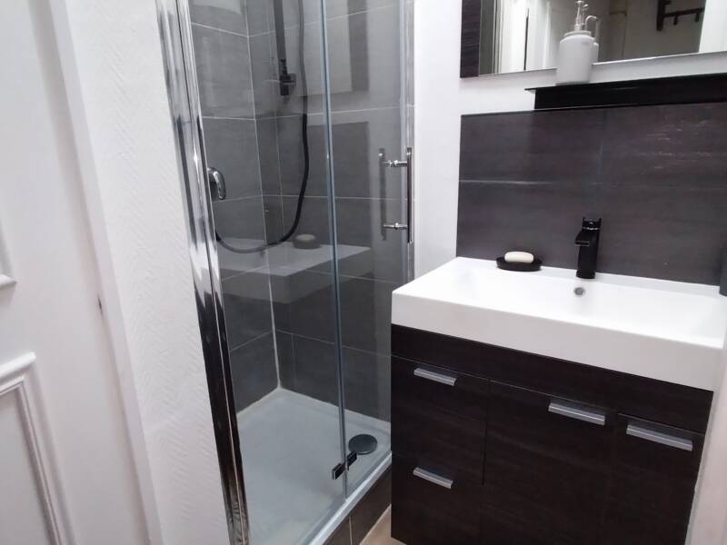 Maison à louer, 27m², PARIS 18E