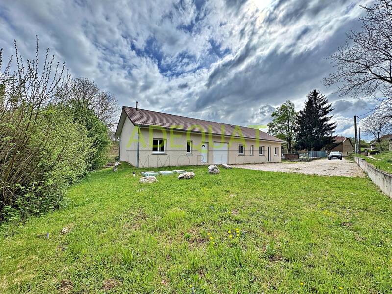 Maison à vendre, 142m², SAINT CLAIR DE LA TOUR