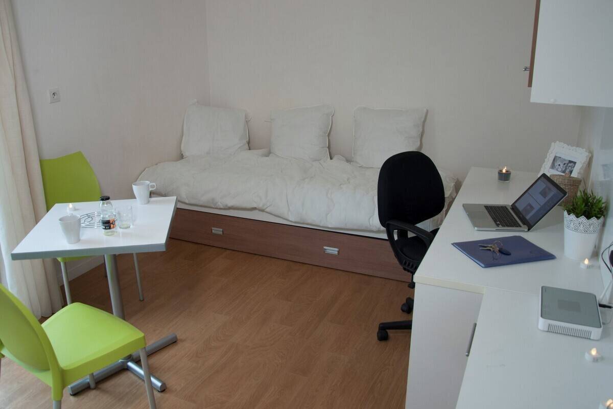 Maison à louer, 18m², NANTERRE