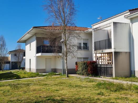 Duplex à vendre 135 000 € 3 pièces 2 chambres 55 m² 1er étage Nord Est Saint-André-de-Cubzac 33240