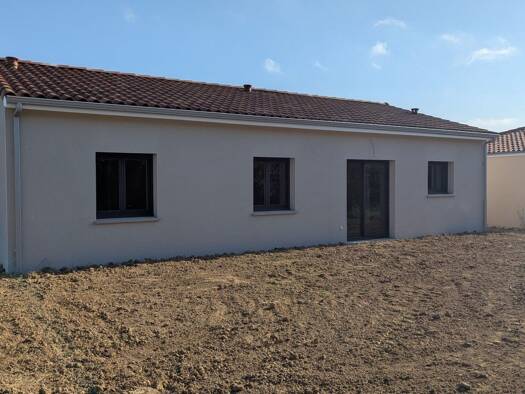 Terrain avec maison neuve à vendre 260 000 € 5 pièces 4 chambres 100 m² 807 m² de terrain Casse Martin L'Isle-Jourdain 32600