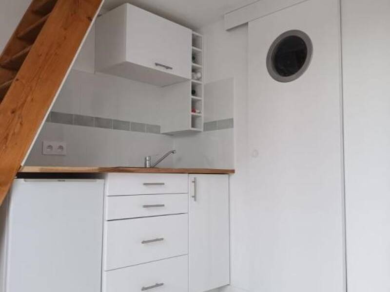 Maison à louer, 11m², PARIS 18E