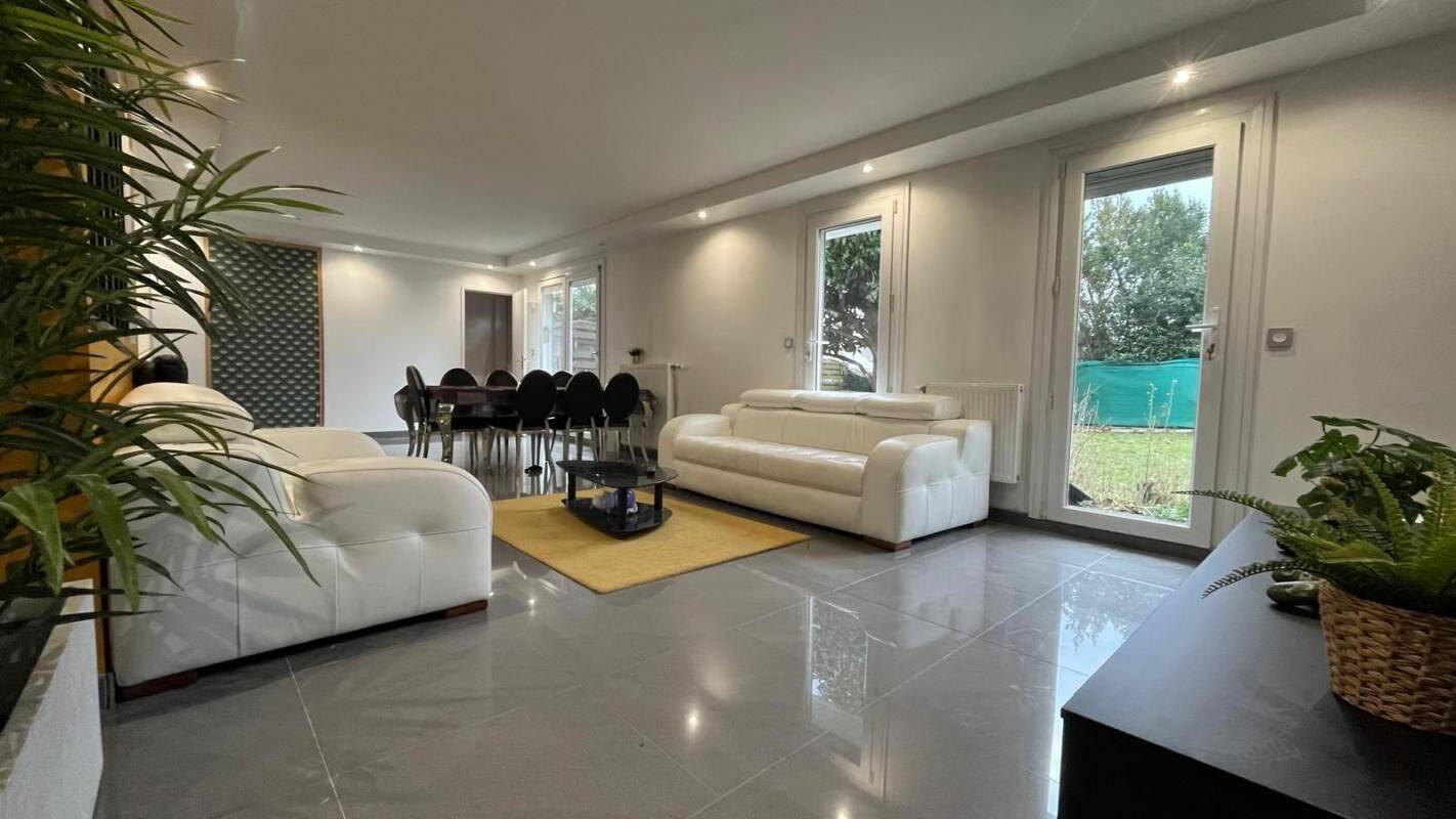 Maison à vendre, 135m², COURCOURONNES