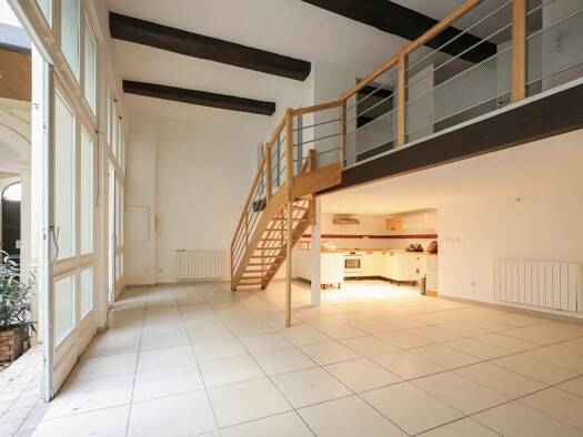 Duplex à vendre 115 000 € 4 pièces 2 chambres 92 m² RDC/3 Allées Paul Riquet Béziers 34500