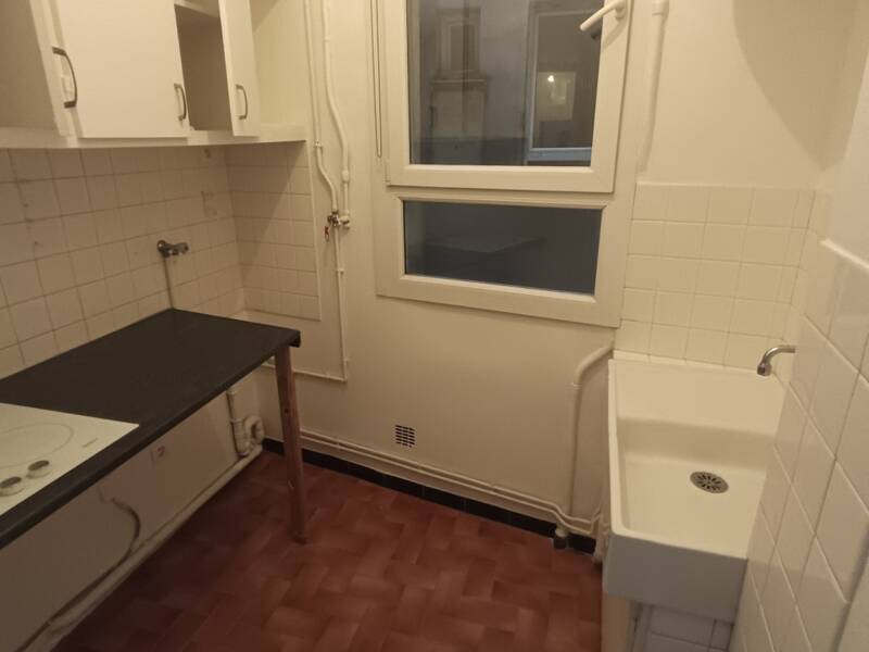 Maison à louer, 30m², PARIS 18E