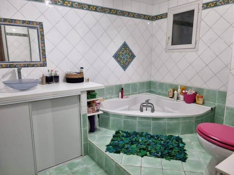 Maison à louer, 13m², MARSEILLE 11E