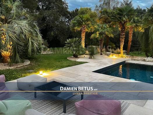 Maison à vendre 1 390 000 € 7 pièces 4 chambres 264 m² 6 371 m² de terrain Notre-Dame-de-Riez 85270