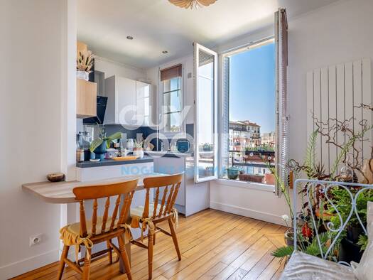 Appartement à vendre 309 000 € 3 pièces 1 chambre 44,11 m² Étage 3/4 Les Viselets-Hauts de Nogent Nogent-sur-Marne 94130