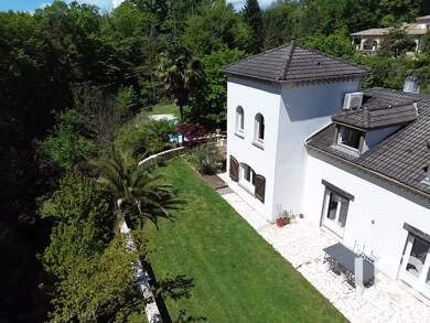 Maison à vendre 395 500 € 11 pièces 4 chambres 226 m² 7 375 m² de terrain Eauze 32800