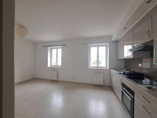 Maison de ville à louer 900 € 3 pièces 2 chambres 62 m² Centre et RN La Verpillière 38290