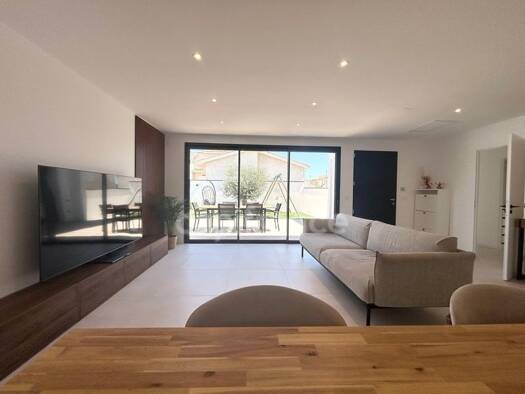 Maison à vendre - neuf 529 000 € 4 pièces 3 chambres 116 m² 330 m² de terrain Centre Ville Frontignan 34110