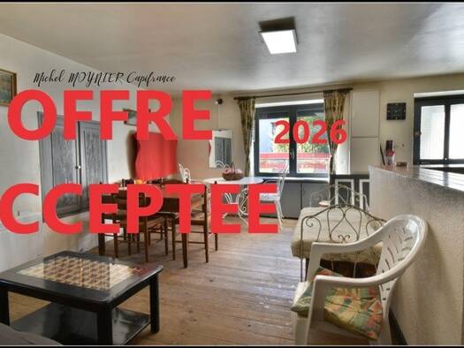 Duplex à vendre 179 500 € 3 pièces 2 chambres 76 m² Étage 1/2 Champcella 05310