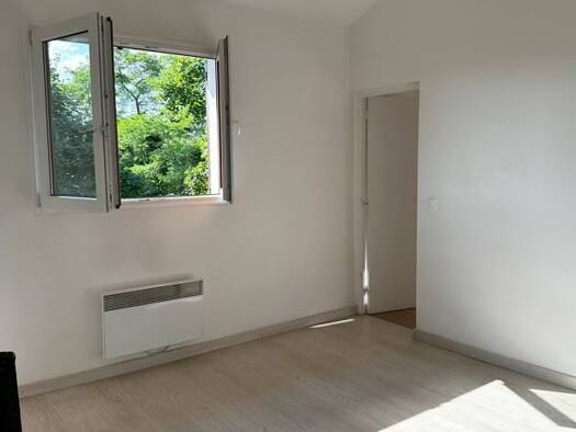 Duplex à vendre 150 000 € 2 pièces 1 chambre 42,9 m² Étage 2/2 Gustave Eiffel Gagny 93220