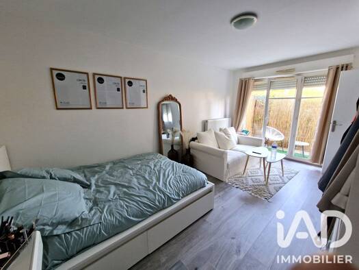 Appartement à vendre 163 000 € 1 pièce 25 m² RDC/4 Mont-Mesly Créteil 94000