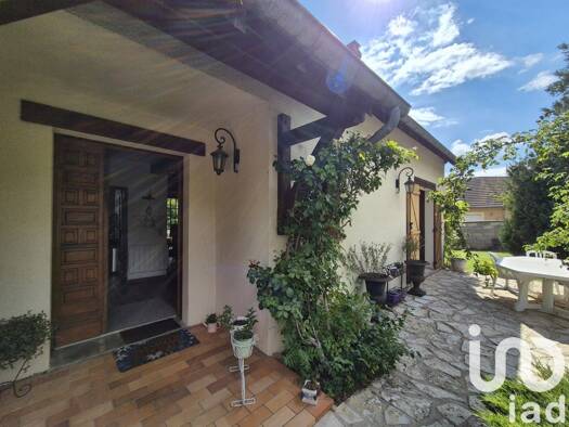 Maison à vendre 300 000 € 6 pièces 5 chambres 180 m² 2 089 m² de terrain Pont-sur-Yonne 89140