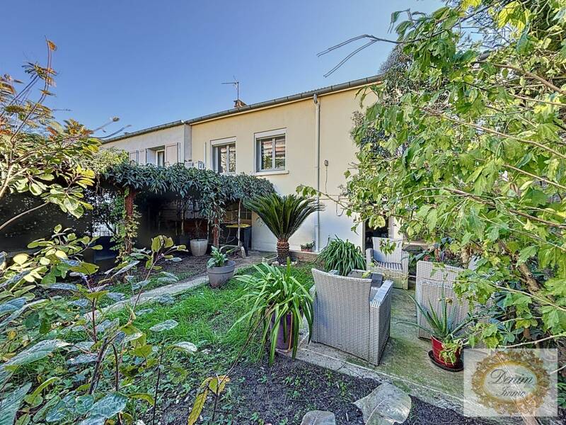 Maison à vendre, 101m², NIMES