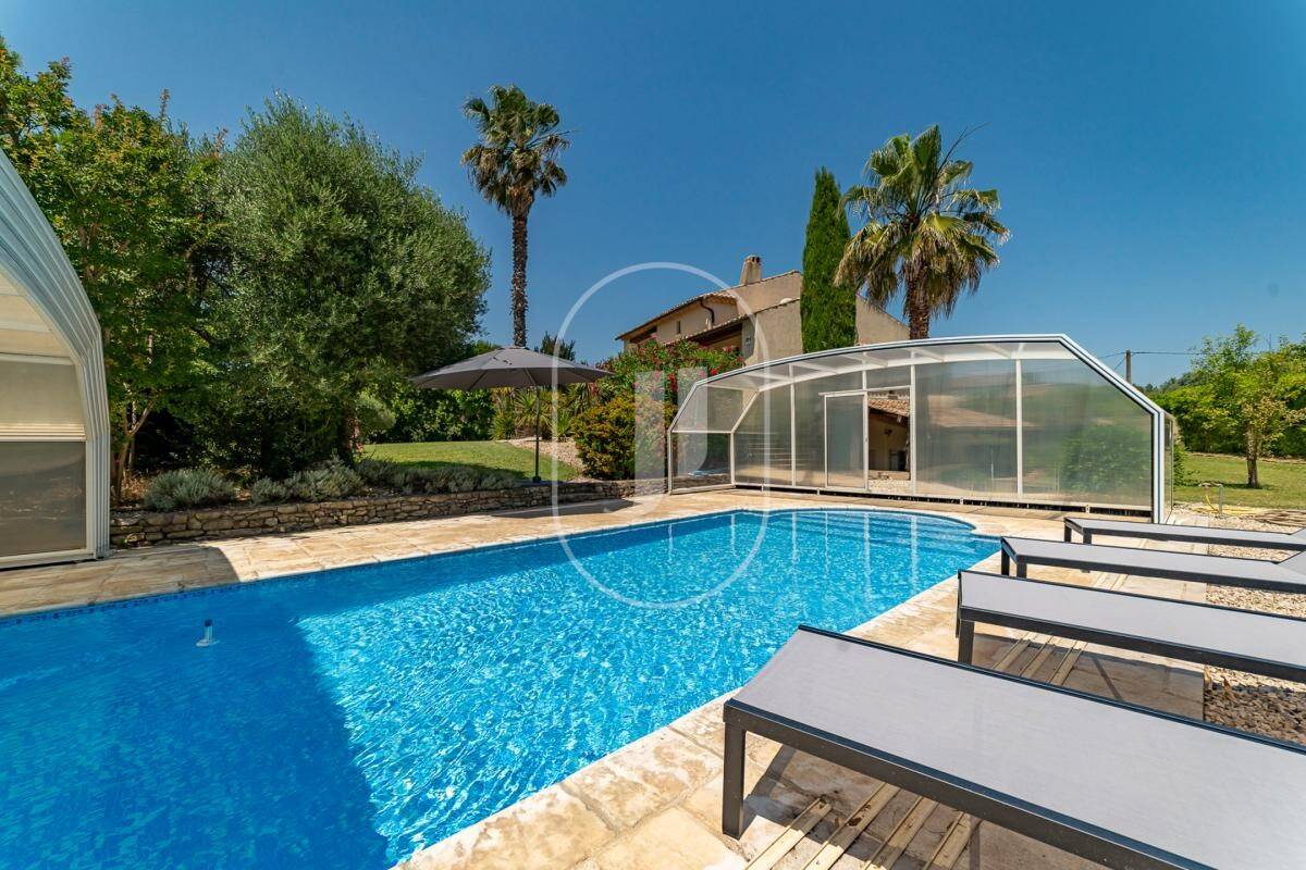 Maison à vendre, 270m², MONTAREN ET SAINT MEDIERS