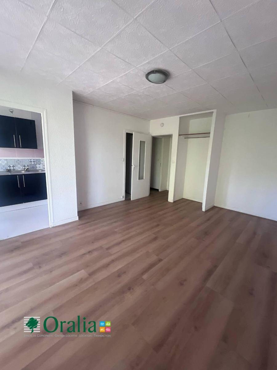 Maison à louer, 28m², MONTREUIL