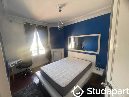 Studio à louer 630 € 1 pièce 2 chambres 11 m² 4ème étage Gabriel Péri-Estienne d'Orves Colombes 92700