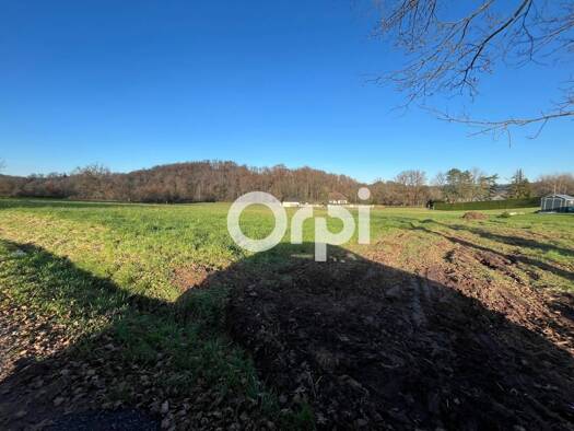 Terrain constructible à vendre 30 000 € 931 m² de terrain Varetz 19240